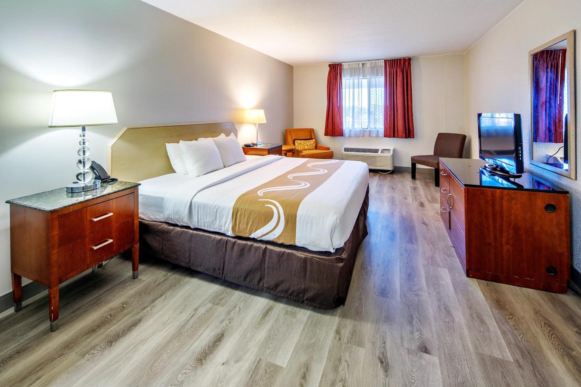 Quality Inn & Suites Lake Havasu City Exterior foto